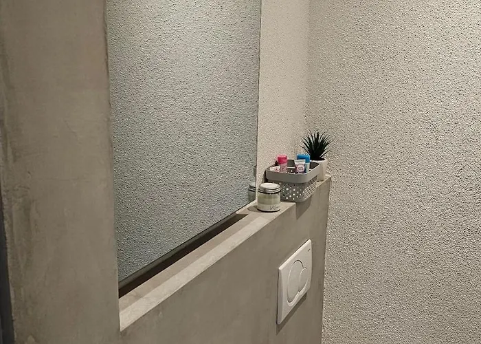 Apartment Business *